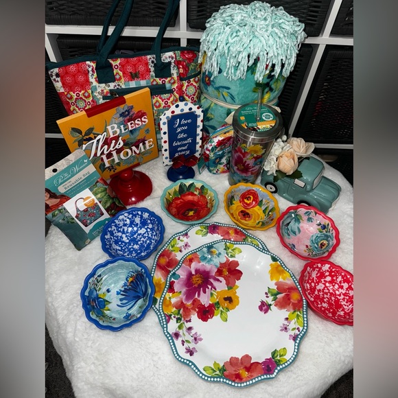 Pioneer woman bundle - Picture 2 of 3